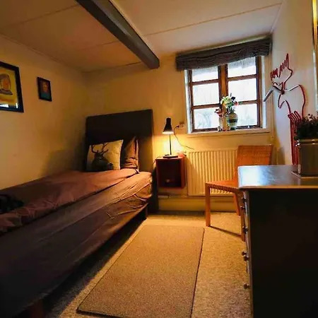 'hos Morten' - Plads Til Alle بيت للعطل Næstved